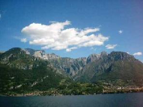 Xtrallusion photo gallery of Italy. Photos, pictures, images and photographs of the Italian Rivieras, the Italian Lakes, the Italian Alps, the Cinque Terre, the Amalfi coast and some of the most beautiful corners of Italy. Plus photos of Italian cities such as Pisa, Milan, Genoa and Rome.